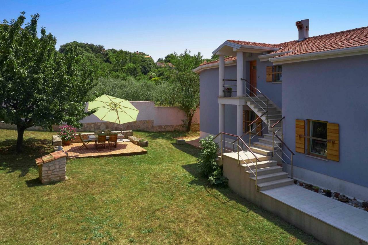 Villa Giardina Apartments Vinkuran Exterior photo