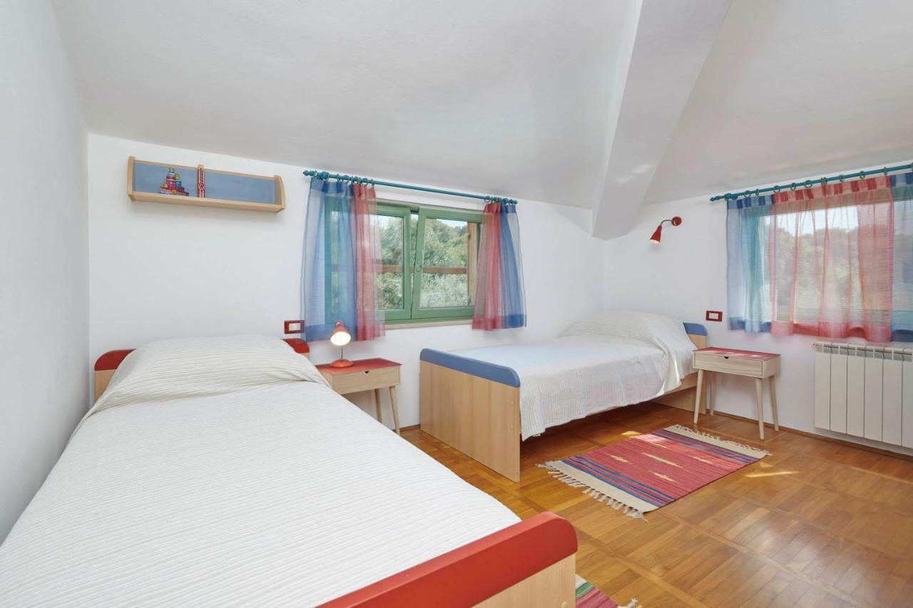 Villa Giardina Apartments Vinkuran Exterior photo
